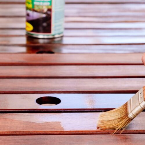 the-varnish-protects-the-wood-of-the-garden-from-c-2024-10-18-09-54-33-utc the-varnish-protects-the-wood-of-the-garden-from-c-2024-10-18-09-54-33-utc