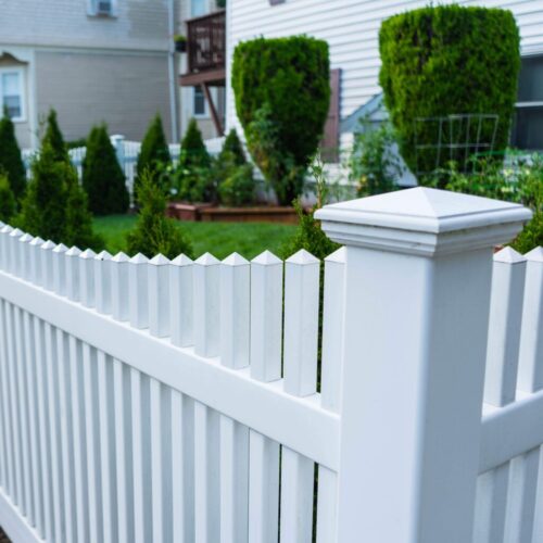 white-picket-fence-residential-neighborhood-houses-2024-10-17-14-40-36-utc white-picket-fence-residential-neighborhood-houses-2024-10-17-14-40-36-utc